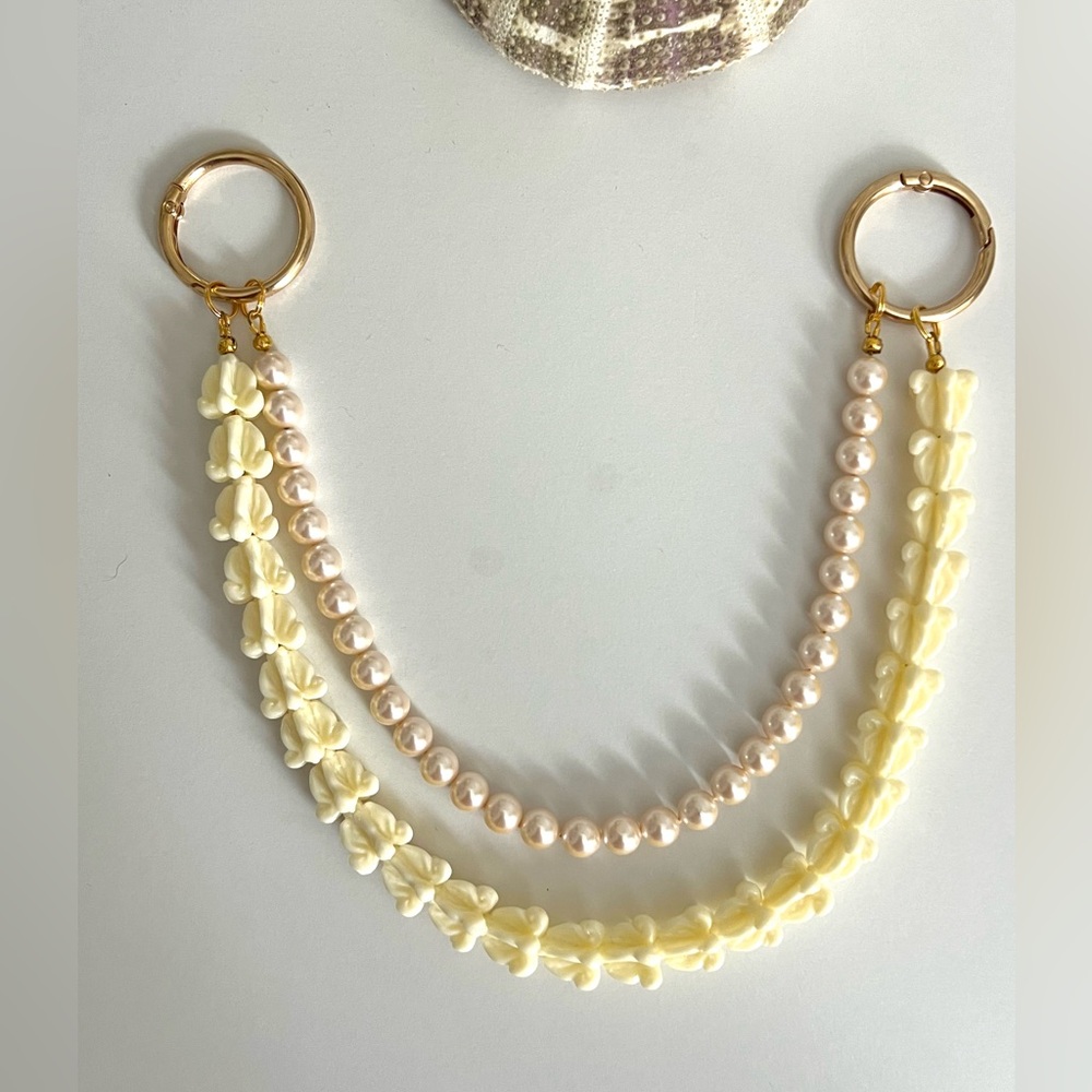 Elegant Shell Pearl and Crown Flower Handmade Bag Charm